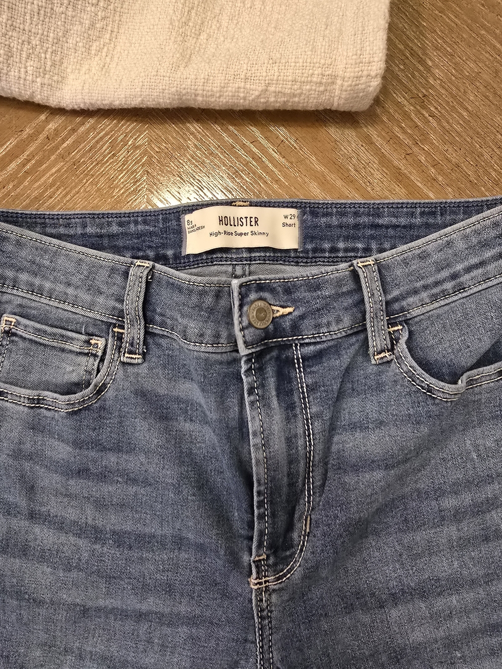 Hollister High-Rise Super Skinny Jeans W29 8S Short Light Blue Stretch Denim